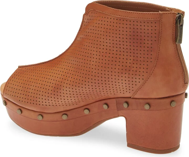 Goa Peep Toe Pump - Image 2