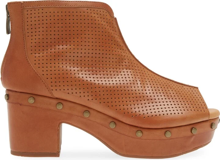 Goa Peep Toe Pump - Image 3