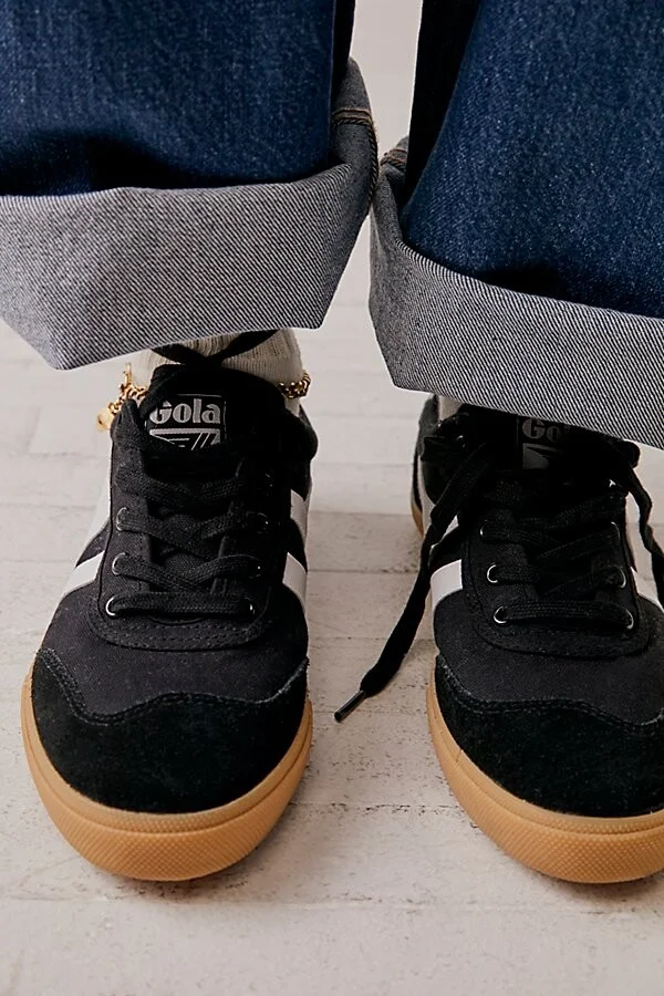 Gola Badminton Court Sneakers - Image 2