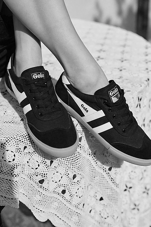 Gola Badminton Court Sneakers - Image 5