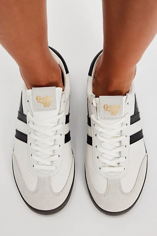 White/black/dark Gum