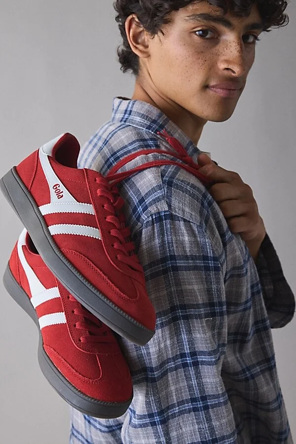 Deep Red/White/Dark Gum
