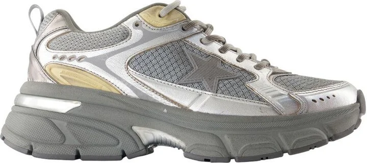 Golden Goose Lightstar Sneakers