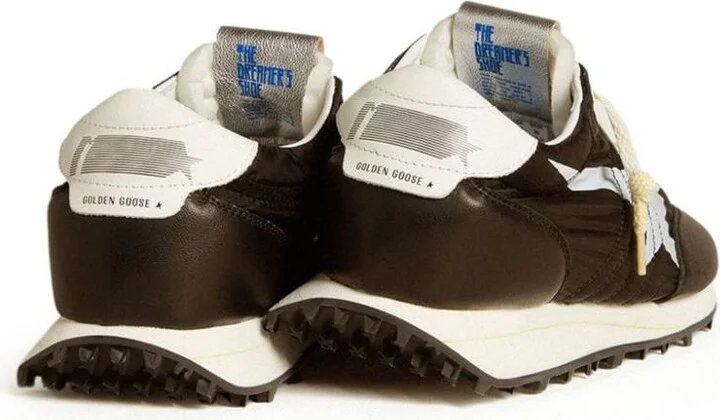 Golden Goose Sneakers - Image 4