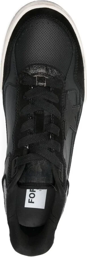 Golden Goose Sneakers - Image 4