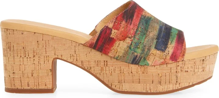 Golden Platform Sandal - Image 9