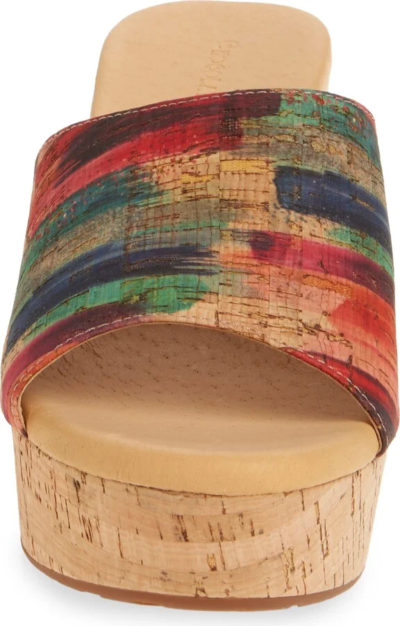 Golden Platform Sandal - Image 10