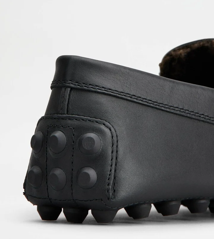 Gommino Bubble in Leather - Furry Lining - Image 5