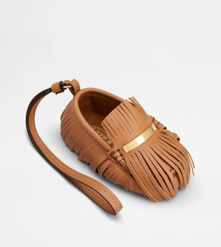 Gommino Driving Shoe Charm in Leather - Image 2