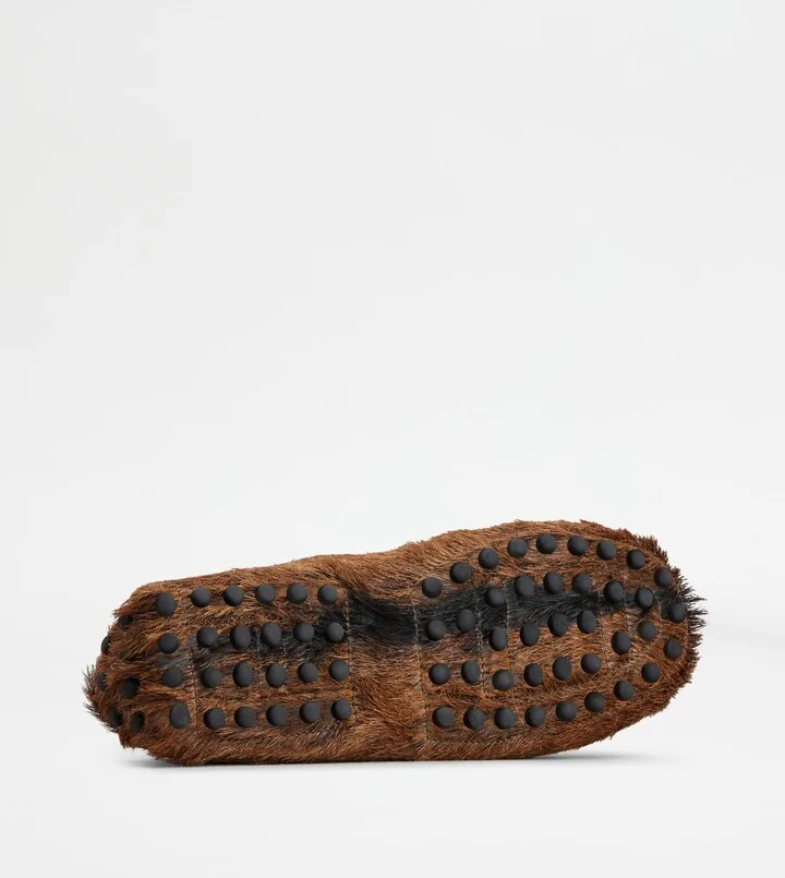 Gommino Driving Shoes in Fur - Image 4