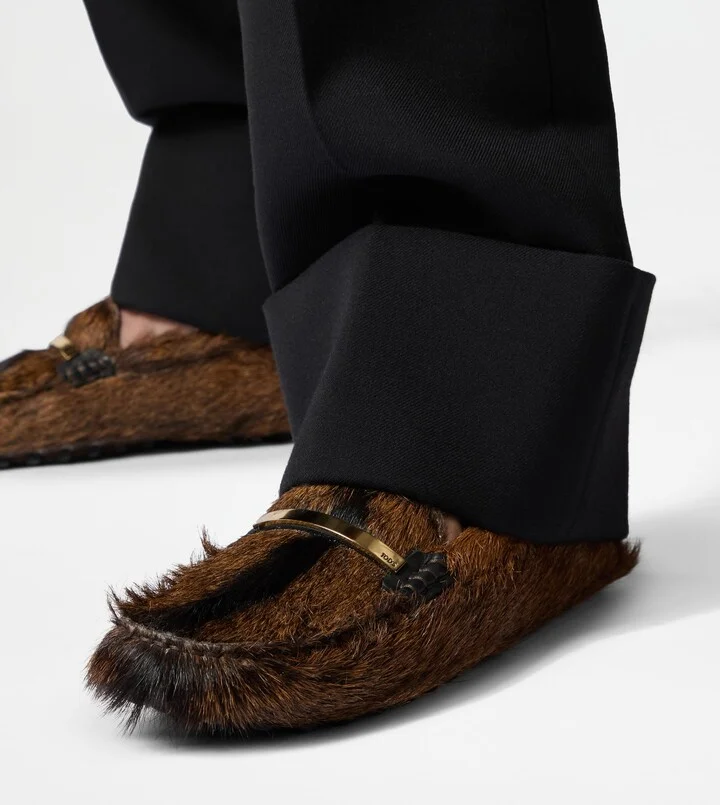 Gommino Driving Shoes in Fur - Image 7