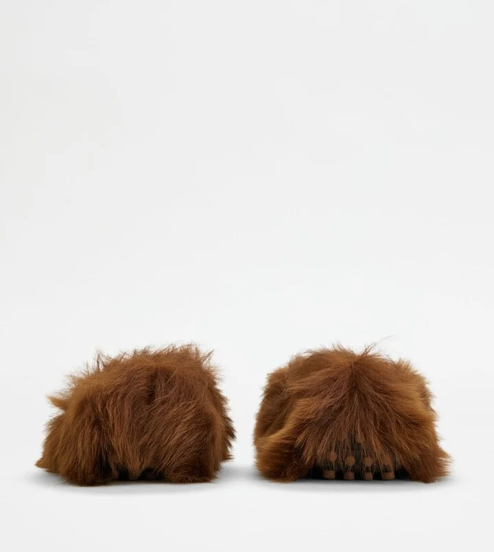 Gommino Driving Shoes in Fur - Image 3