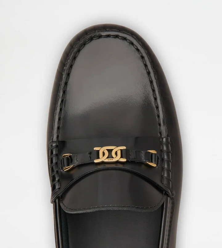 Gommino Driving Shoes in Leather - Image 5