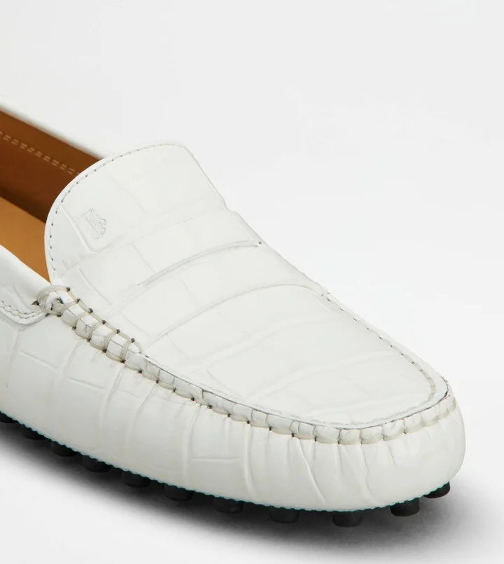 Gommino Driving Shoes in Leather - Image 6