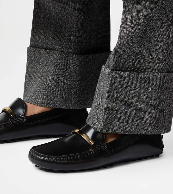 Gommino Driving Shoes in Leather - Image 7