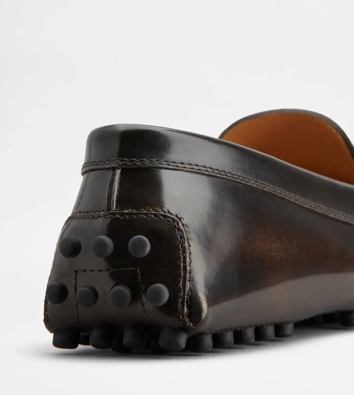 Gommino Driving Shoes in Leather - Image 6