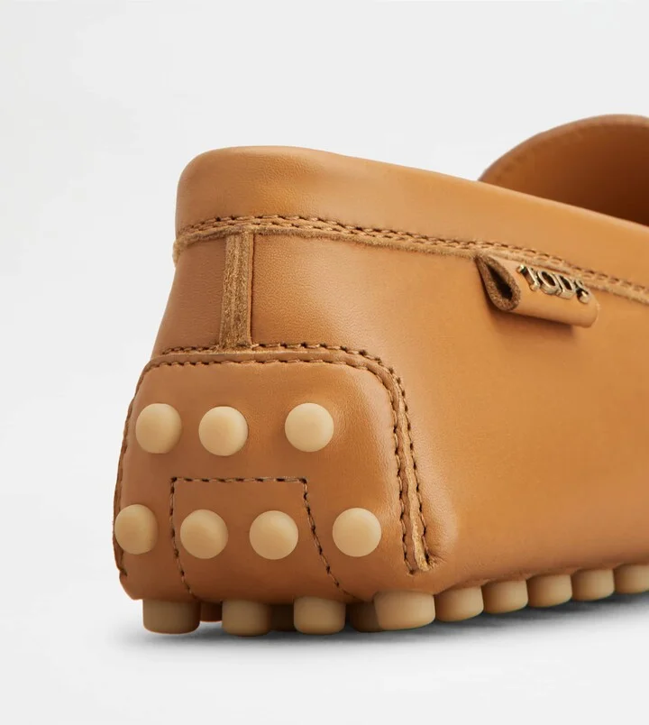Gommino Driving Shoes in Leather - Image 5