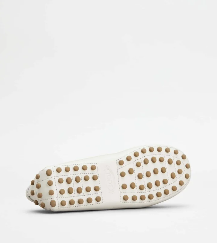 Gommino Driving Shoes in Leather - Image 6