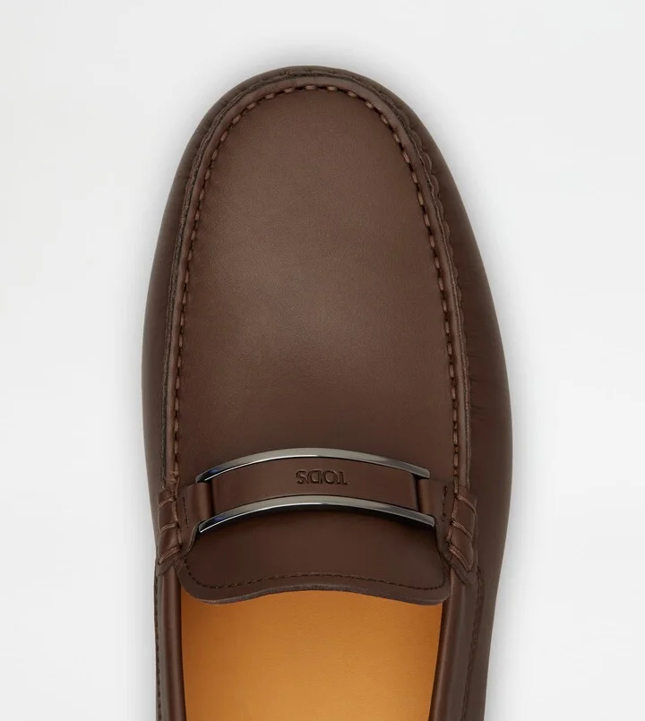 Gommino Driving Shoes in Leather - Image 5