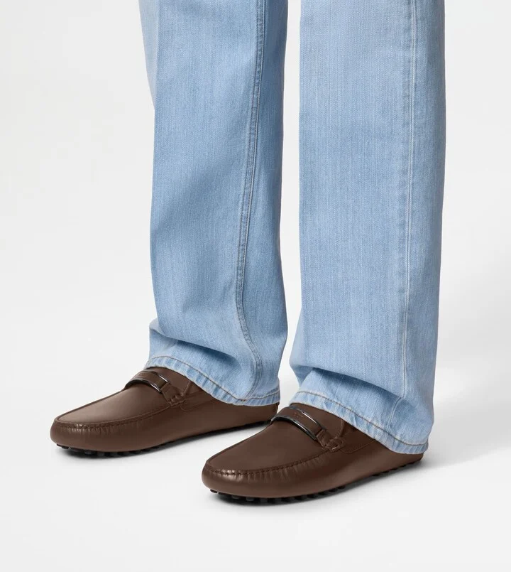 Gommino Driving Shoes in Leather - Image 7