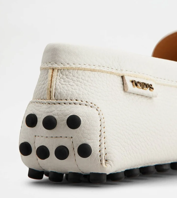Gommino Driving Shoes in Leather - Image 5