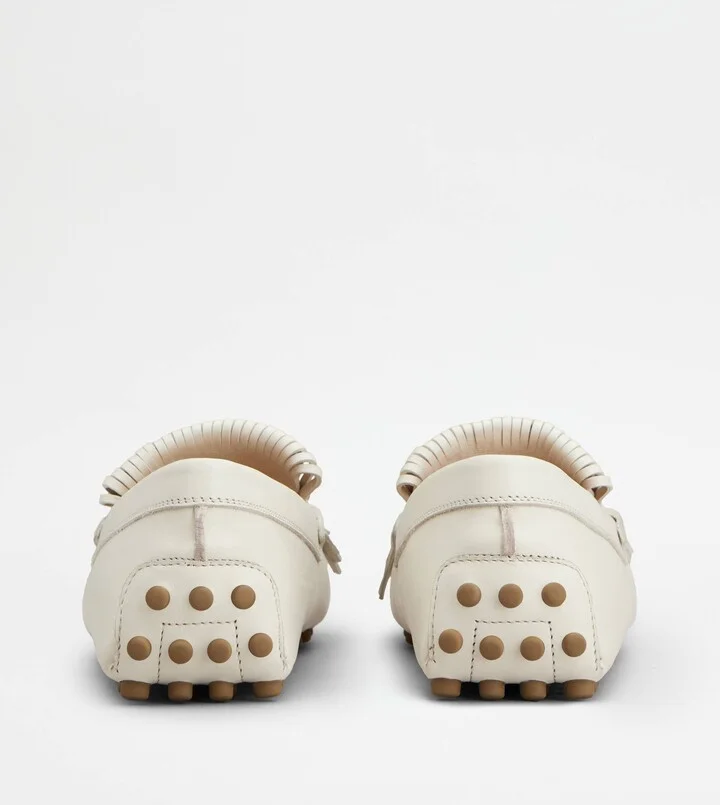 Gommino Driving Shoes in Leather - Image 3