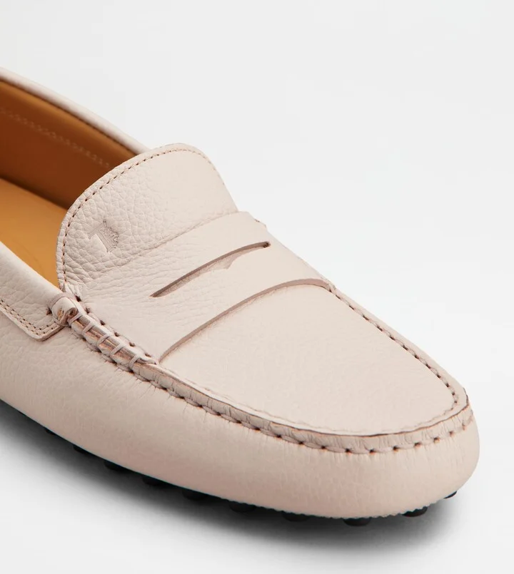 Gommino Driving Shoes in Leather - Image 6