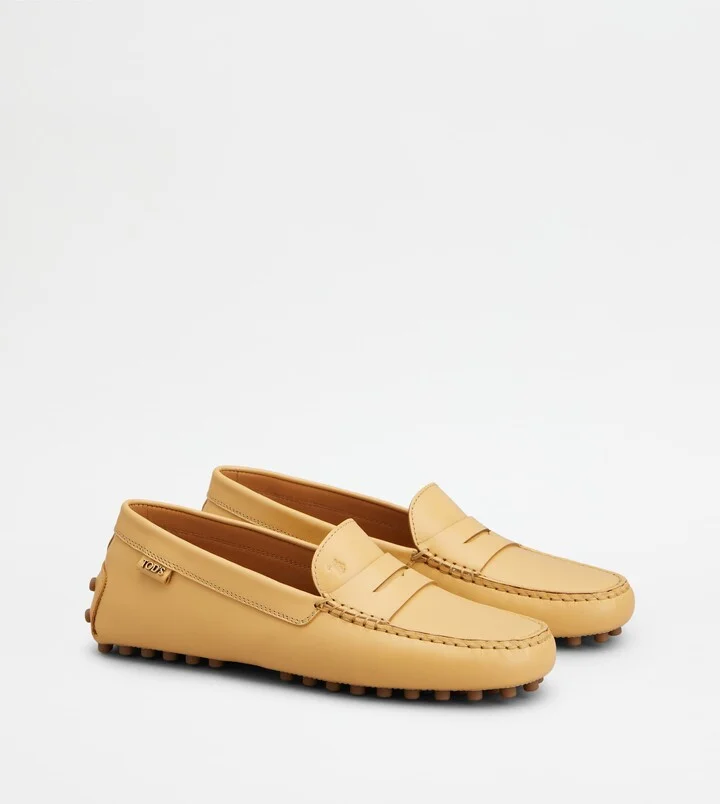 Gommino Driving Shoes in Leather - Image 2