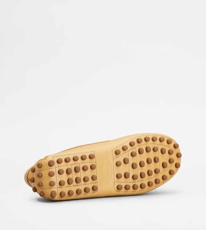Gommino Driving Shoes in Leather - Image 4