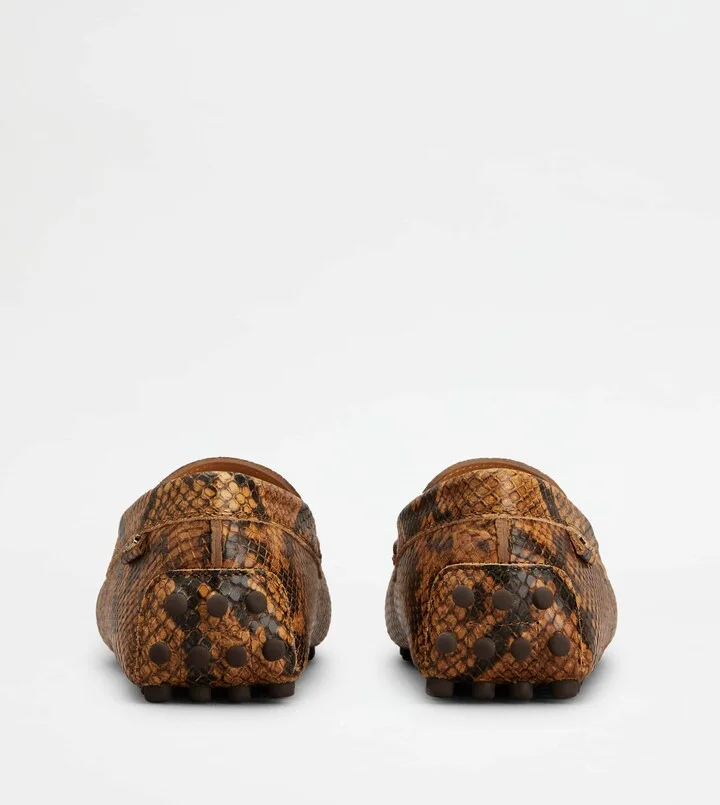 Gommino Driving Shoes in Leather - Image 3