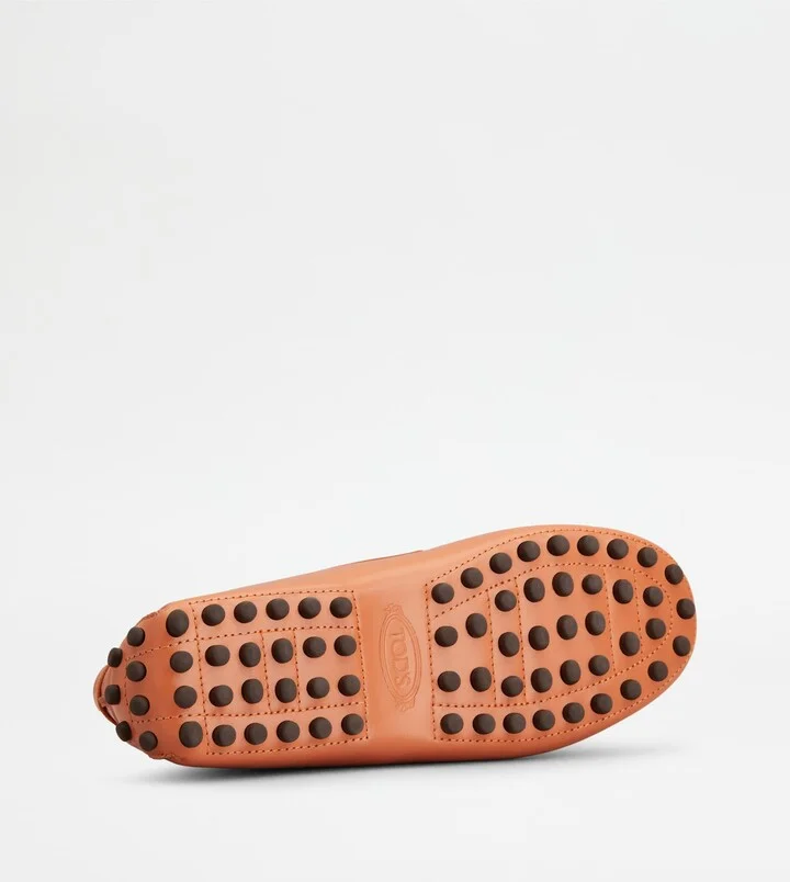 Gommino Driving Shoes in Leather - Image 4