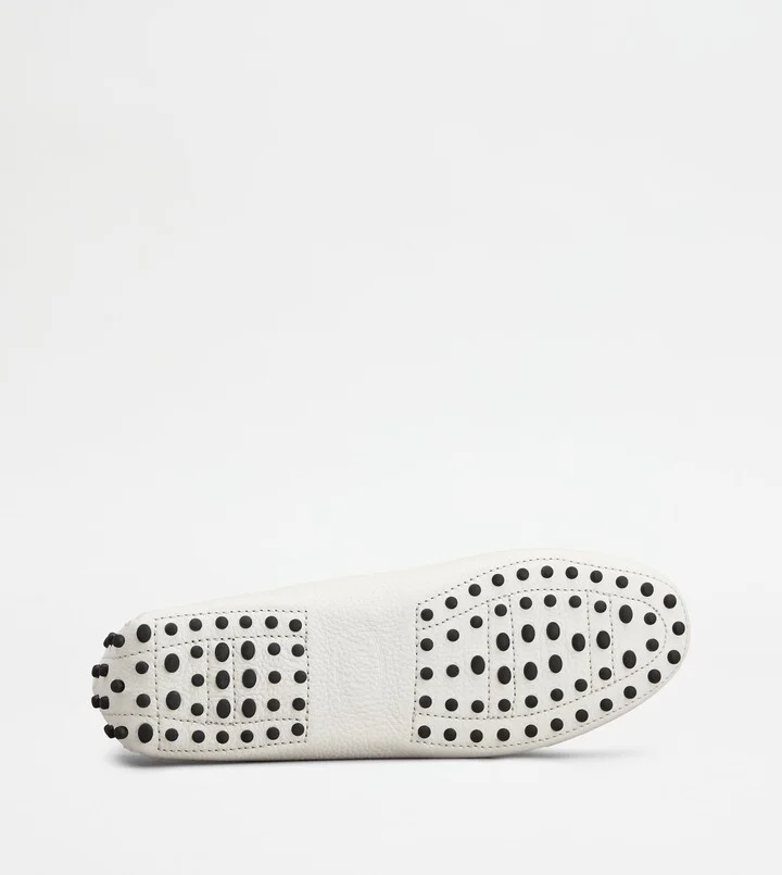 Gommino Driving Shoes in Leather - Image 4