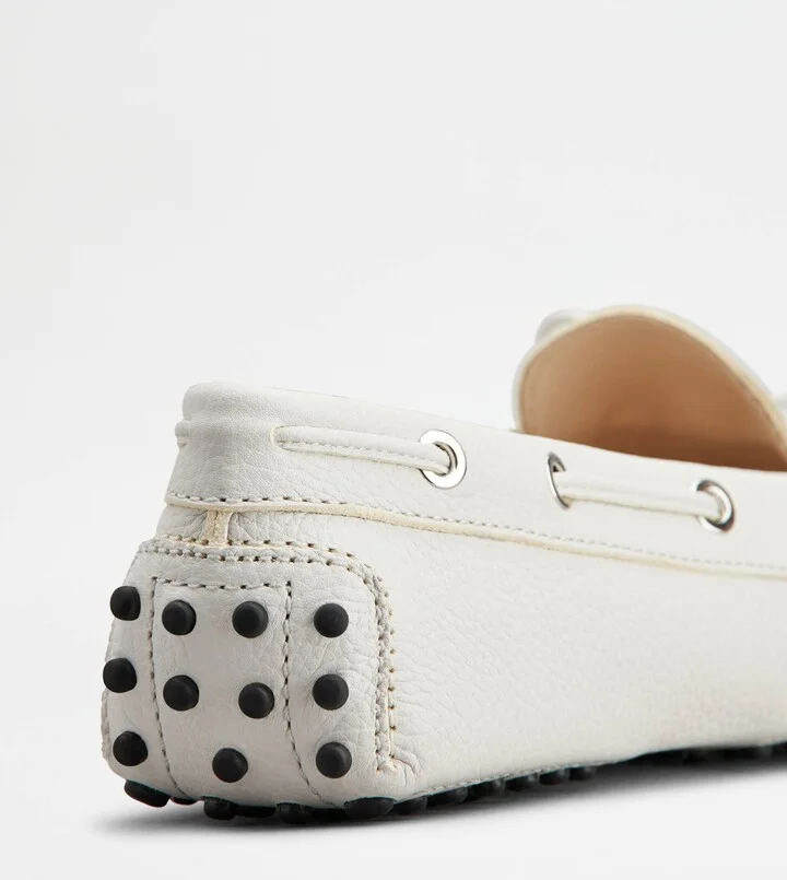 Gommino Driving Shoes in Leather - Image 5
