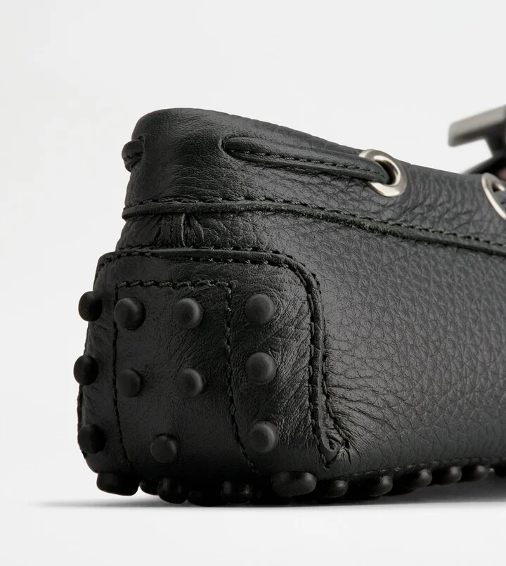 Gommino Driving Shoes in Leather - Image 5