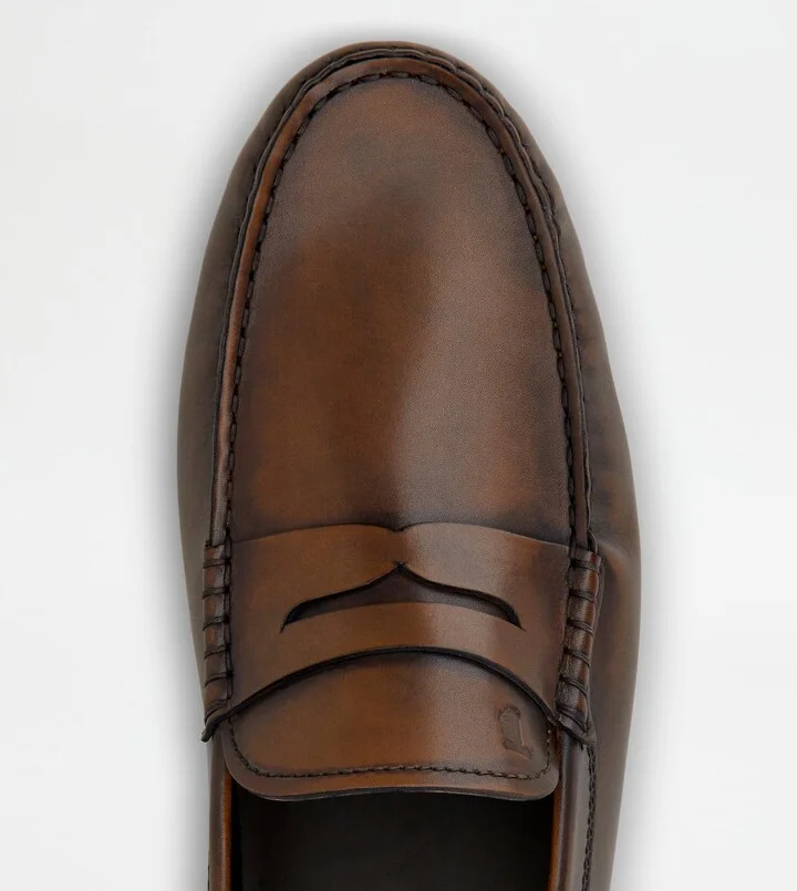 Gommino Driving Shoes in Leather - Image 2
