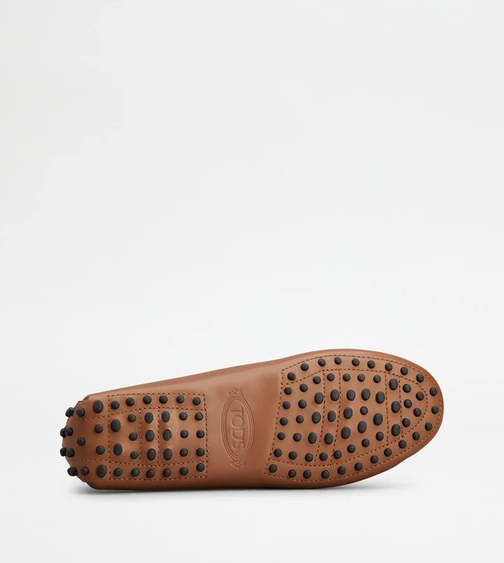Gommino Driving Shoes in Leather - Image 4