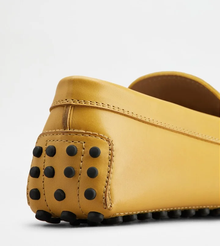 Gommino Driving Shoes in Leather - Image 5