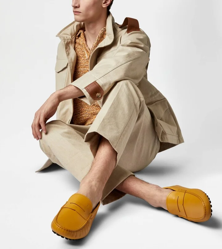 Gommino Driving Shoes in Leather - Image 7