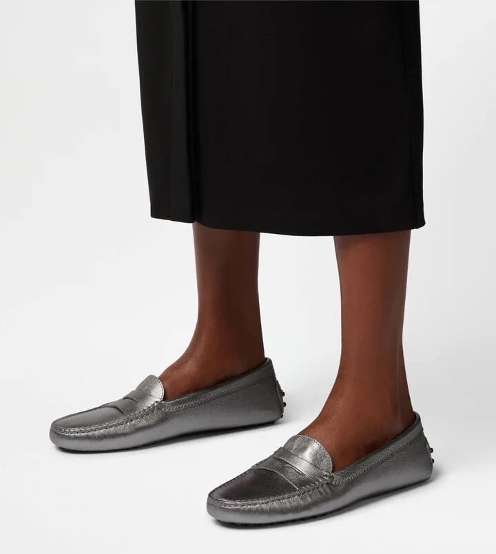 Gommino Driving Shoes in Leather - Image 7
