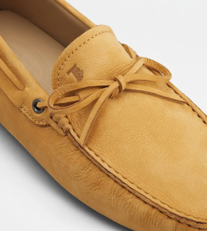 Gommino Driving Shoes in Nubuck - Image 5