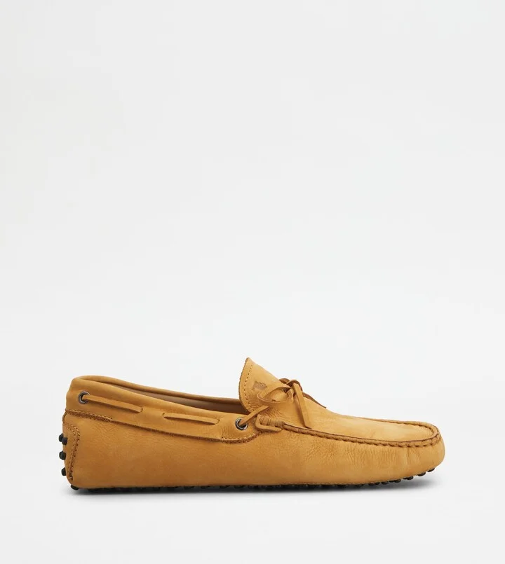 Gommino Driving Shoes in Nubuck