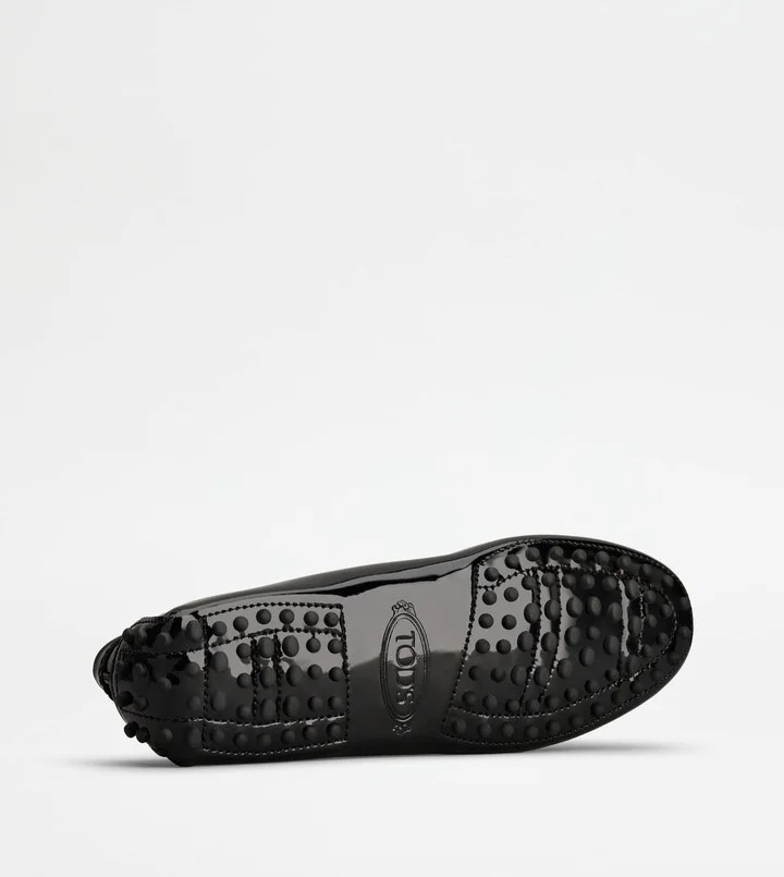 Gommino Driving Shoes in Patent Leather - Image 4