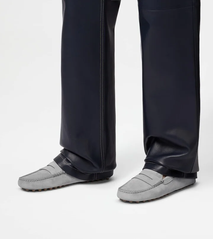 Gommino Driving Shoes in Suede - Image 7