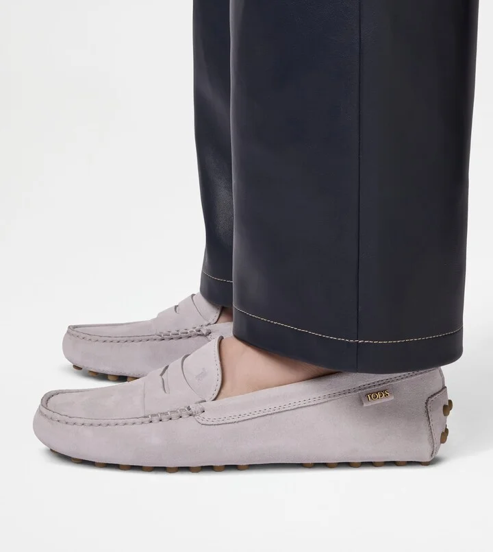 Gommino Driving Shoes in Suede - Image 7