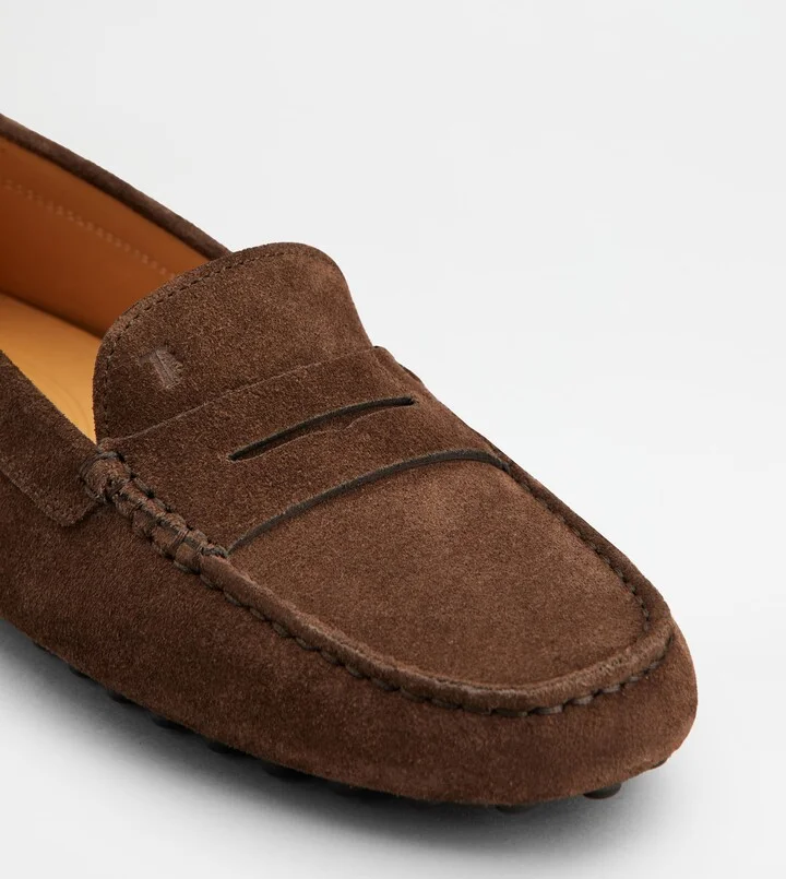 Gommino Driving Shoes in Suede - Image 6