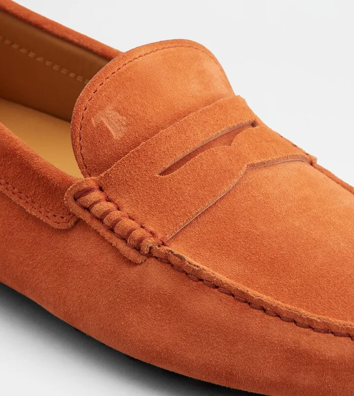 Gommino Driving Shoes in Suede - Image 6