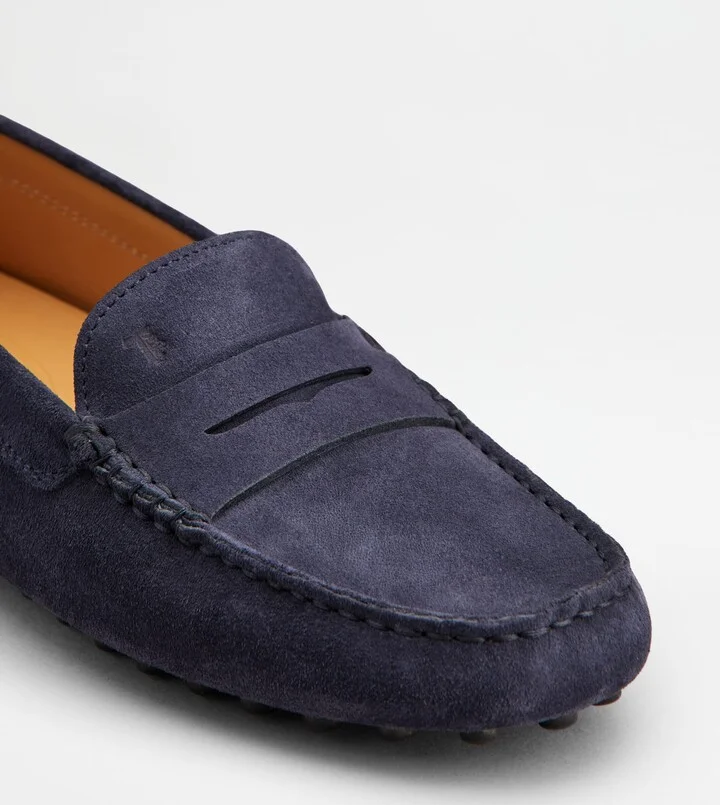 Gommino Driving Shoes in Suede - Image 6