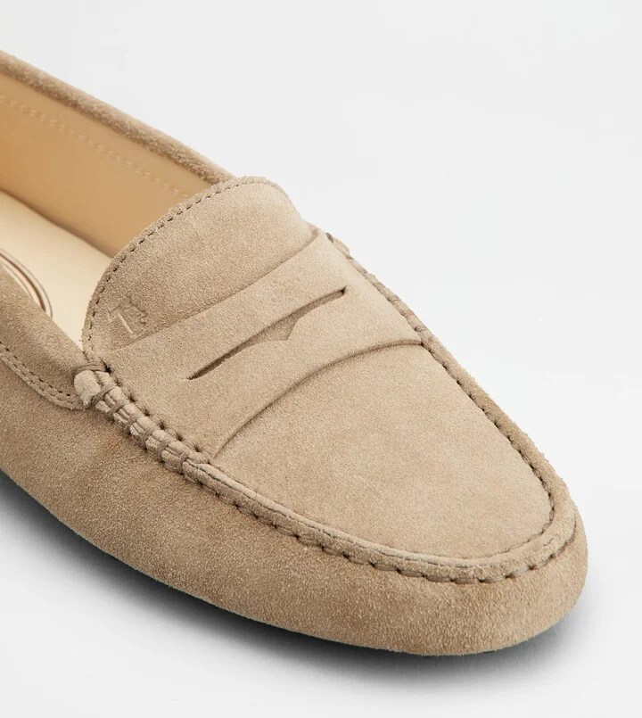 Gommino Driving Shoes in Suede - Image 7