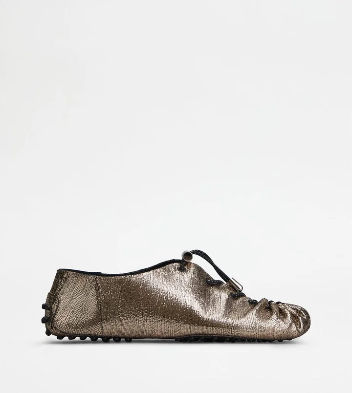 Gommino in Leather With Drawstring