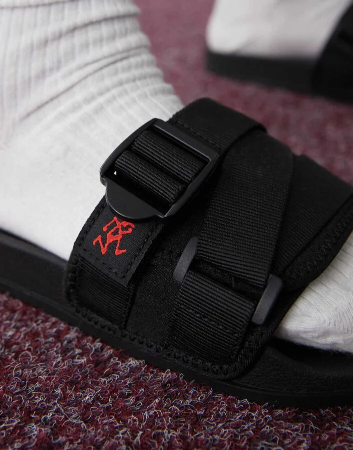 Gramicci slides in black - Image 3